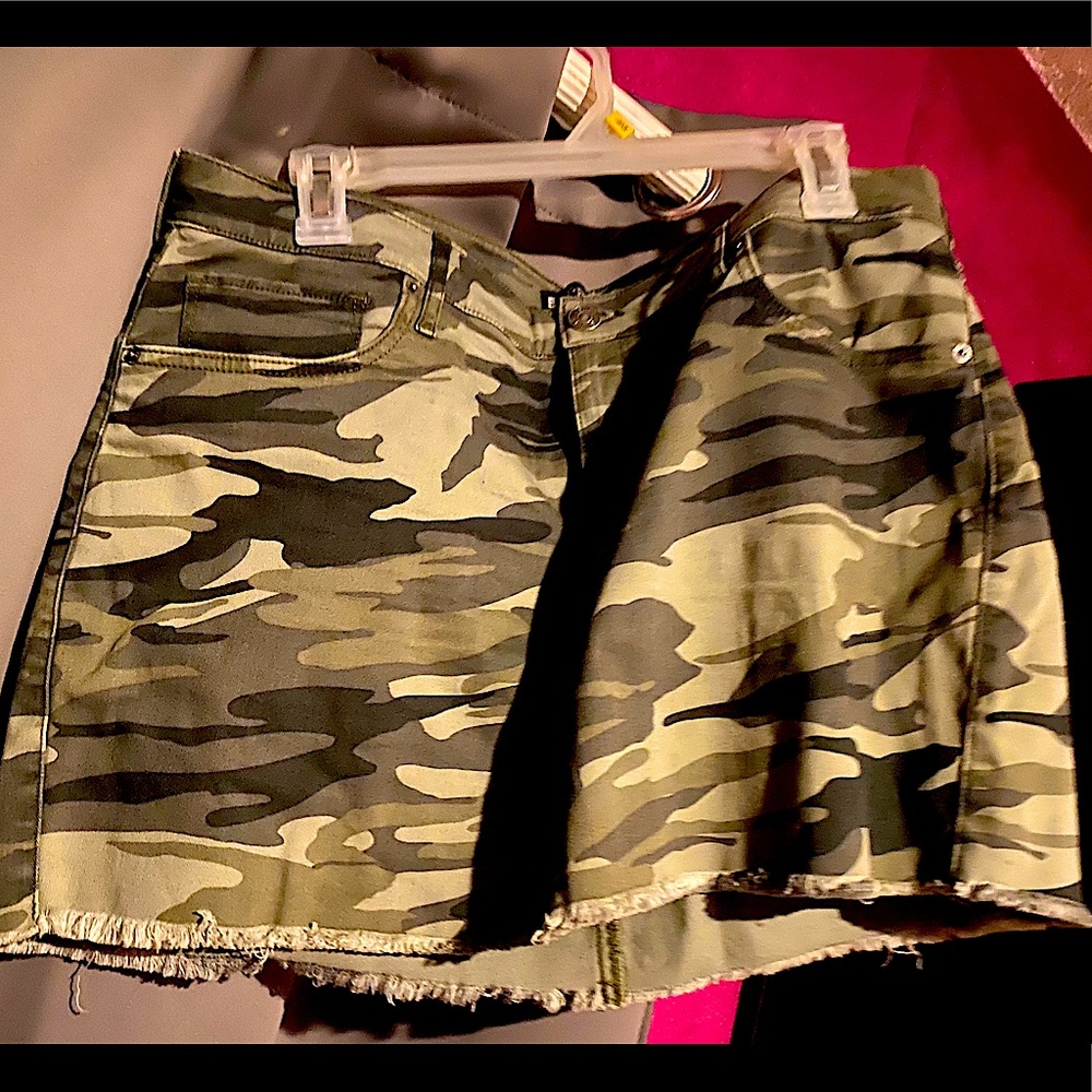 Camouflage skirt